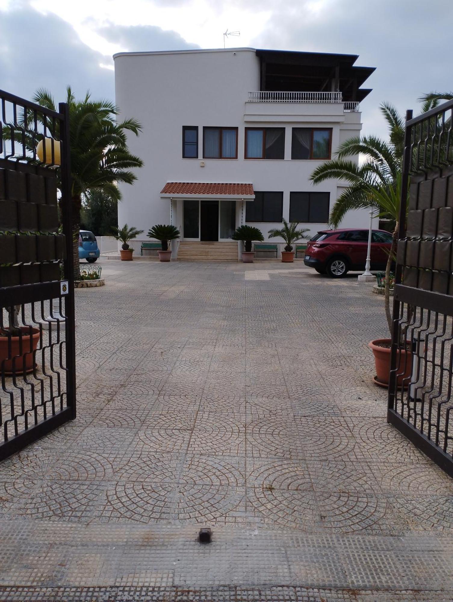 Villa Erry Trani Buitenkant foto